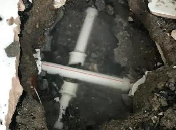 中方阳台漏水维修公司为您分享楼上楼下漏水怎么处理