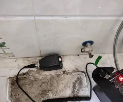中方屋顶漏水维修公司分享下卫生间漏水的危害及解决方法